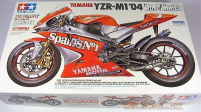 Yamaha YZR-M1 2004 No.7/33 - Tamiya