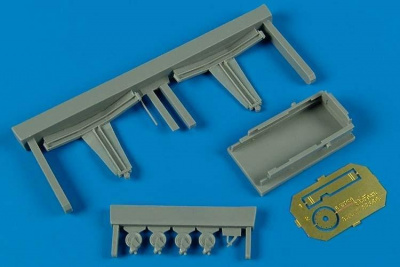 1/32 Adjustable device for ACES II seat maintenanc