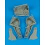 1/32 F-105 Thunderchief wheel bays