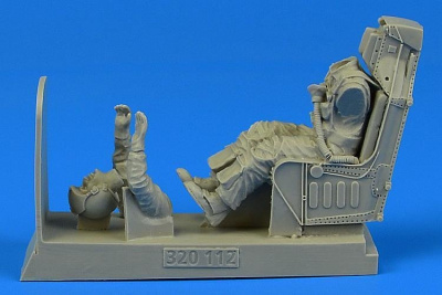 1/32 US Navy Pilot for A-4 with ejection seat