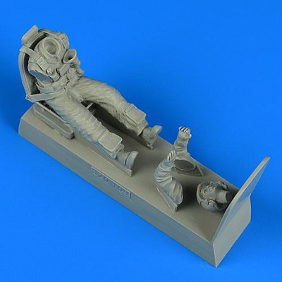 1/32 USAF Pilot with seat for A-1H Skyraider