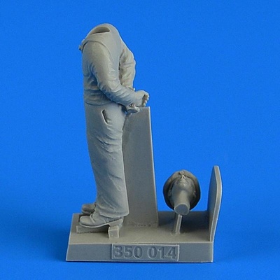 1/35 Kriegsmarine WWII Ceremony - Sailor for German schnellboats, German Human Torpedoes, German mid