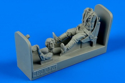 1/48 Russian WWII Pilot with seat for P-39 Airacob