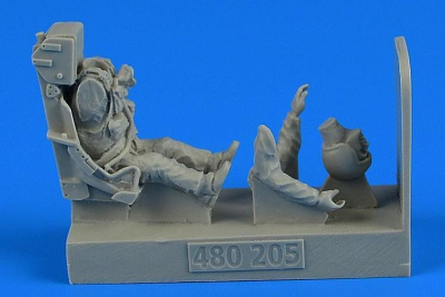 1/48 USAF Fighter Pilot with ejection seat for F-8