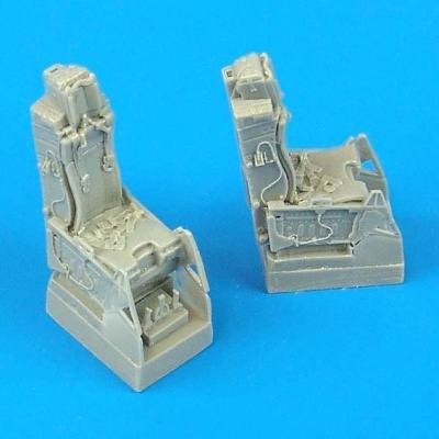 1/72 F-16D Fighting Falcon ejection seats with saf