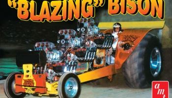 Blazing Bison Tractor Puller Racer 1:25 - AMT