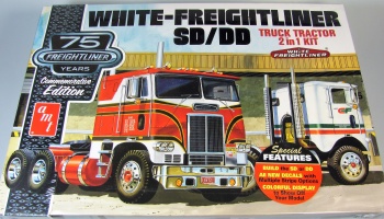 White Freightliner SD/DD 75th Anniversary - AMT