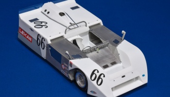 2J 1970 Can-Am Rd.9 Laguna Seca 1/12 scale Fulldetail Kit - Model Factory Hiro