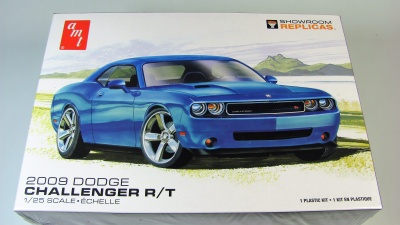 2009 Dodge Challenger R/T 1/25 - AMT