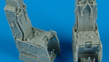 1/48 F-15D Eagle ejection seats with safety belts