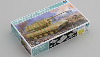 SLEVA  216,-Kč 15% DISCOUNT - E-100 Flakpanzer w/12.8cm Flak 40 1/35 - Trumpeter