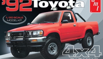 1992 Toyota 4 x 4 Pickup 1/25 - AMT