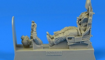 1/32 USAF Pilot for F-100 with ejection seat