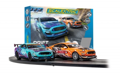 Autodráha SCALEXTRIC - Drift 360 Race Set (1:32)- Scalextric