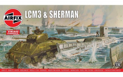 Classic Kit VINTAGE military A03301V - LCM3 & Sherman Tank (1:76)