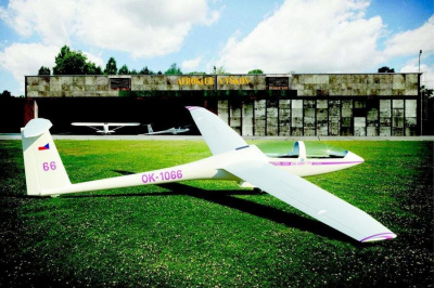 DG-1000S Glider "AKVY" 1/48 – Brengun