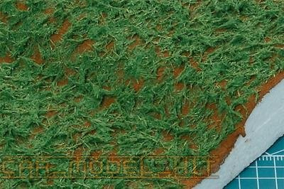 Diorama Texture Paint (Grass Effect, Green) Zrnitý nátěr zelená tráva – Tamiya