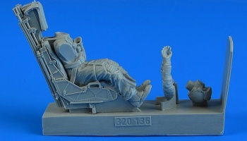 1/72 US NAVY and US MARINES Pilot with ej. seat for AV-8B Harrier II for TRUMPETER kit