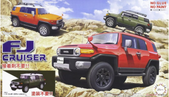 Toyota FJ Cruiser (Two Tone Dark Green Type) 1/24 - Fujimi