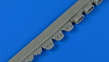 1/32 Fw 190F-8 fuel point with covers