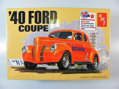 Ford Coupe Car 1/25 - AMT