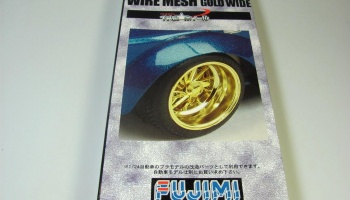 15-inch Wire Mesh Wheels Gold Wide Ver w/Tires - Fujimi