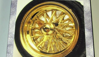 Wire Wheels Gold Type 17inch - Fujimi