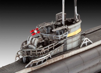 German Submarine Type VII C/41 (1:350) - Revell