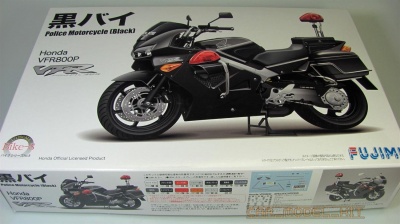 Honda VFR800P Police (Black) - Fujimi