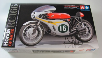 Honda RC166 GP 1/12 - Tamiya