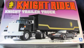 Knight Rider Truck + Trailer - Aoshima