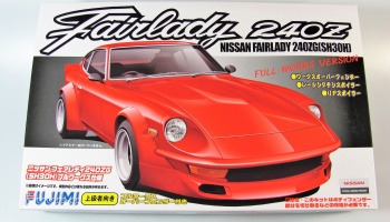 Nissan Fairlady 240Z 1/24 - Fujimi