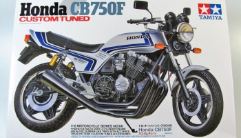 Honda CB750F Custom Tune 1/12 - Tamiya