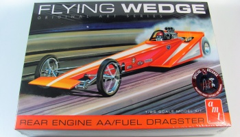Flying Wedge Rear Dragster - AMT