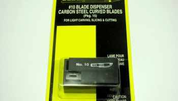 Zásobník z uhlíkové ocele na čepele #10 se zaoblenou hranou - Blade Dispenser Carbon Steel #10 Curved Blades - MAXX