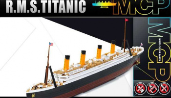 Model Kit loď 14217 - RMS TITANIC MCP (1:1000)