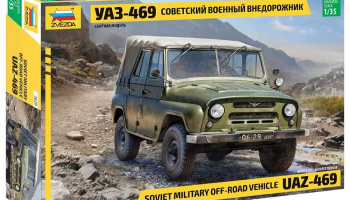 UAZ-469 Soviet 4WD off-road vehicle (1:35) - Zvezda