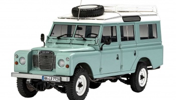 Land Rover Series III (1:24) Model set 67047 - Revell