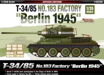 Model Kit tank 13295 - T-34/85 No.183 Factory "Berlin 1945" (1:35)