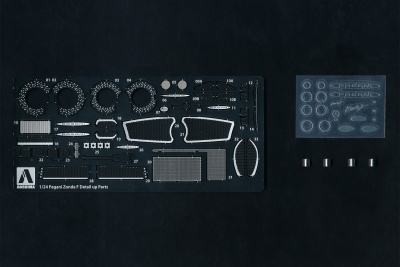 PAGANI Zonda F Detail UP Parts 1/24 - Aoshima