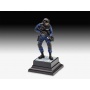 Plastic ModelKit figurka 02805 - SWAT Officer (1:16)