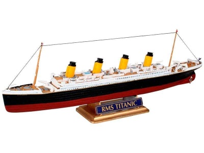 Plastic ModelKit loď 05804 - R.M.S. Titanic (1:1200) - Revell