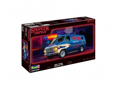 Plastic ModelKit STRANGER THINGS auto 07732 - GMC® WSQK Squawk Van (1:25) - Revell