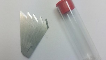 SLEVA  50% SALE - Čepele pro modelářský nůž 5 ks - 5 Blades - MAXX