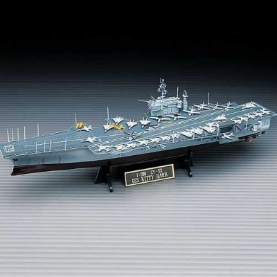 USS CV-63 KITTY HAWK (1:800) - Academy