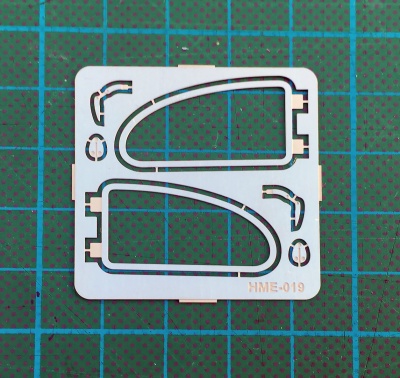 VW Beetle side window frame 1:24 1:25 - Highlight Model Studio