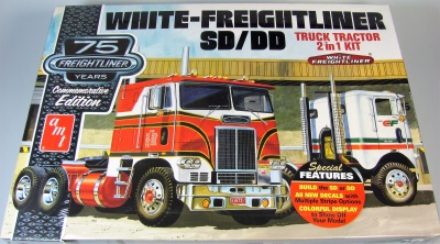 White Freightliner SD/DD 75th Anniversary - AMT